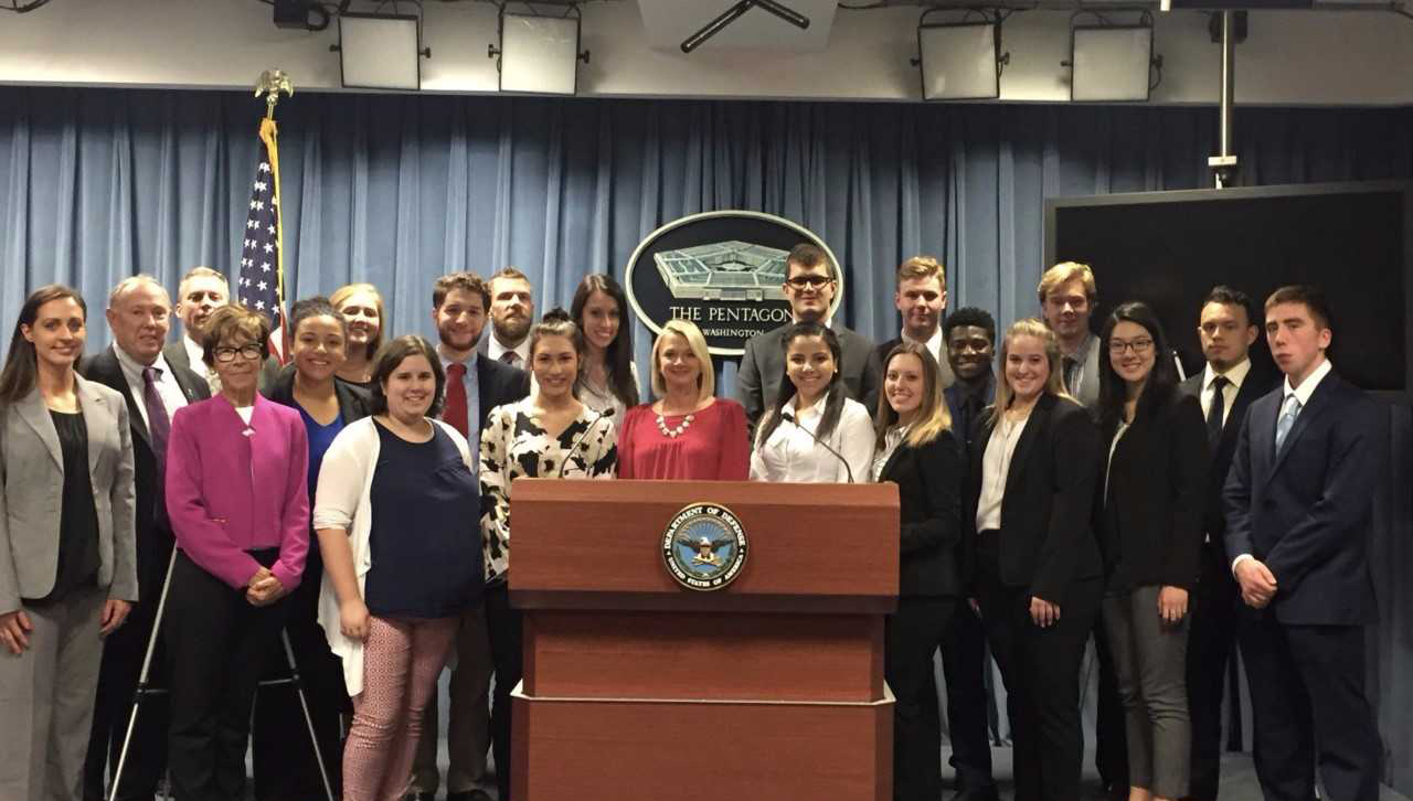 Members of the President's Business Council meet with Colonel Rich Breen Jr. ’77, Director of Strategic Communications and Outreach for the Office of Assistant Secretary of Defense for Health Affairs at the Pentagon