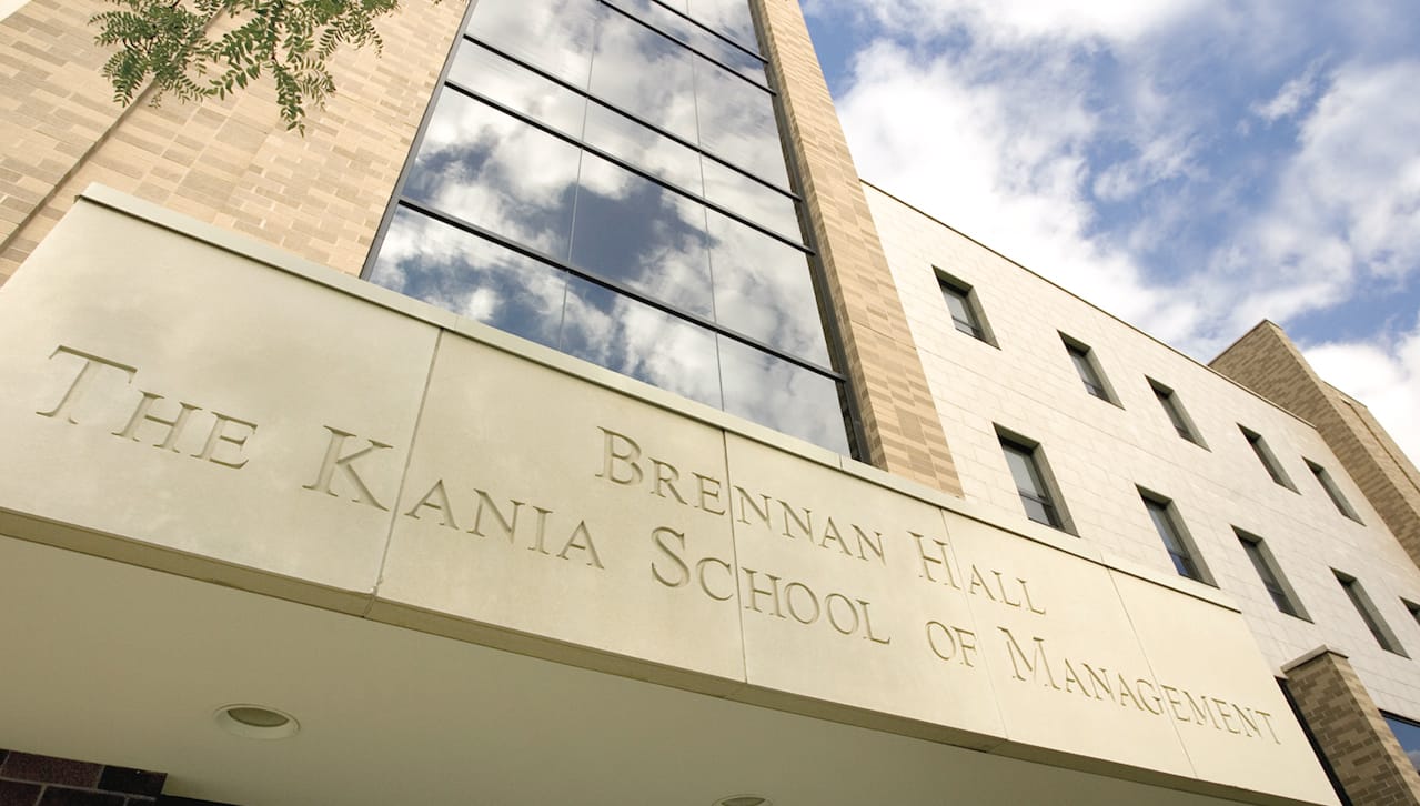The Kania School of Management’s partnership with Barron’s In Education begins Feb. 15 and will provide students and faculty access to Barron’s digital assets and additional educational resources. The program at Scranton was sponsored by alumnus Peter Butera ’83, senior vice president wealth management, Merrill Lynch Wealth Management.
