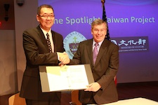 The University of Scranton was among just 12 elite colleges in the world awarded a “Spotlight Taiwan Project” by Taiwan’s Ministry of Culture. The Memorandum of Understanding between the two parties was signed on Aug. 2. From left: Ambassador Andrew J.C. Kao of Taipei Economic and Cultural Office in New York, N.Y., and Harold W. Baillie, Ph.D., provost and senior vice president of academic affairs at The University of Scranton