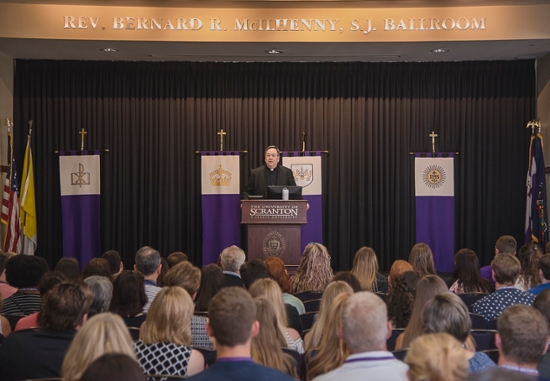 University of Scranton Interim President Herbert B. Keller, S.J., welcomes members of the class of 2021 and their families to Scranton at the June 19 orientation sessions on campus. The University’s two-day orientation sessions for incoming students and parents will continue June 22-23, 26-27 and 29-30.