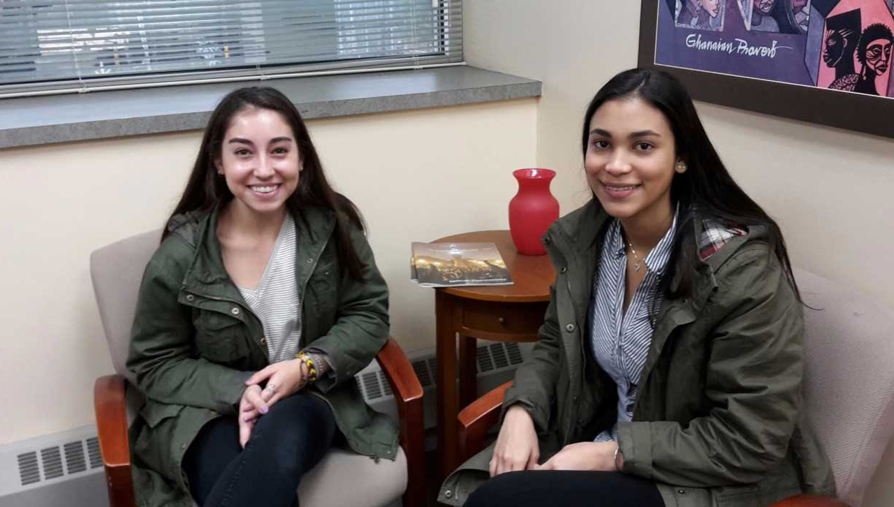 Catherine “Cat” Bruno’18, international studies and French double major, and Maria “Paola” Mejia ’19, international studies exchange student