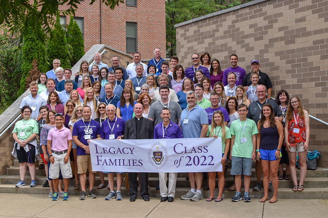 Alumni, Students Gather At Legacy Families Reception
