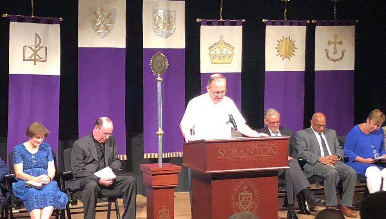Fr. McKinney Receives Earl Award image