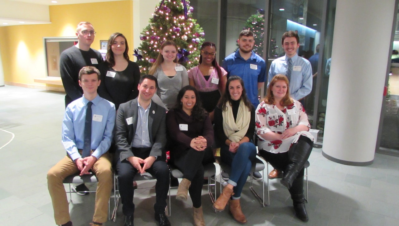Alumni Host Students at Beyond the Commons Dinners in Scranton image