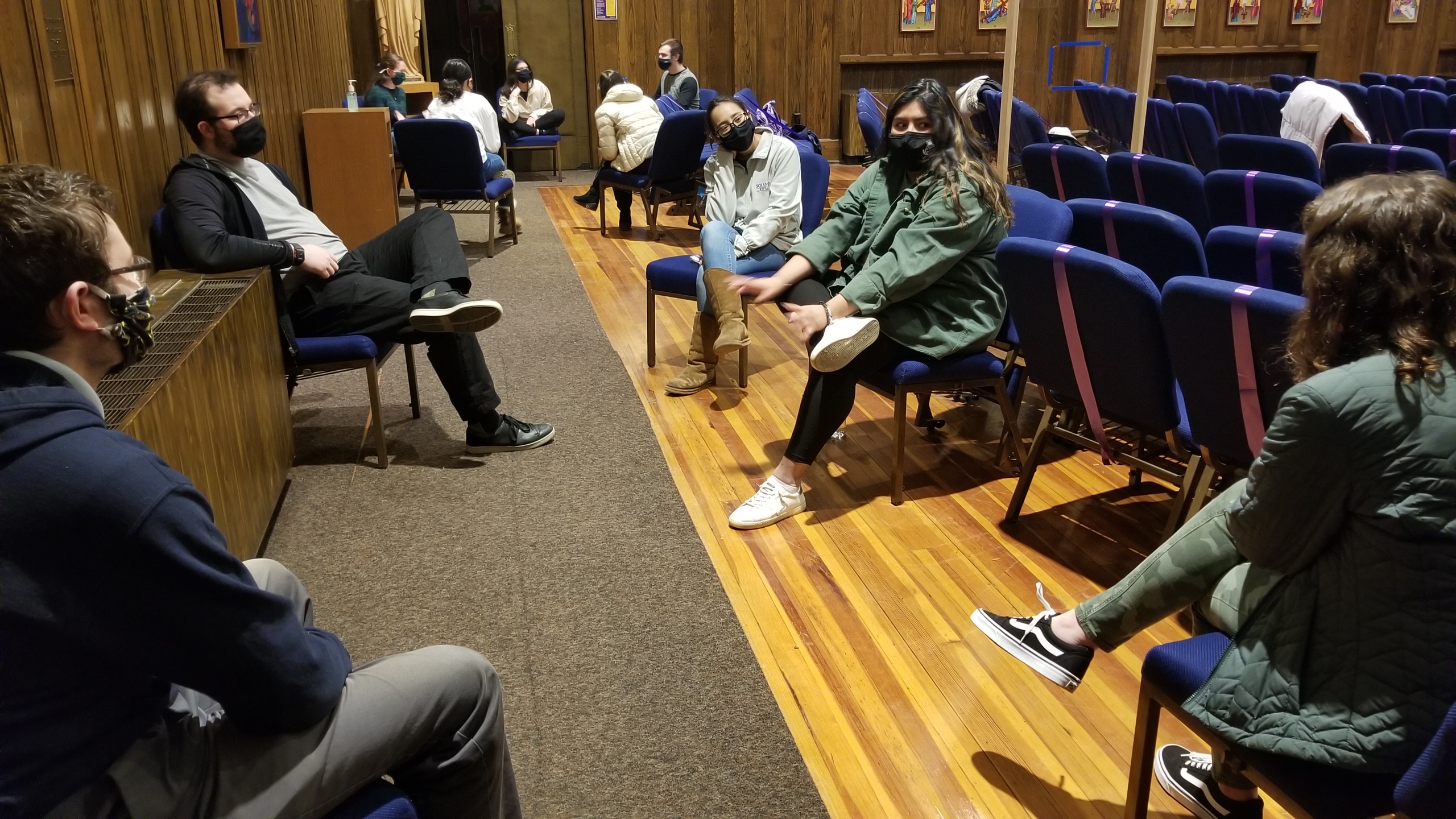 Scranton Students 'Break Open the Word' During Lent image