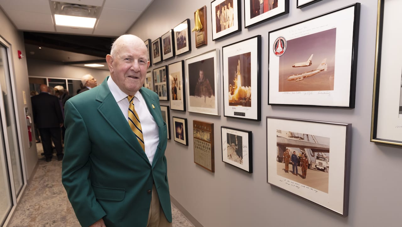 University of Scranton alumnus Thomas Tate, Esq. ’56, visited to campus and toured the exhibit “New Frontiers: The Thomas N. Tate, Esq. ’56 Collection of Aerospace Memorabilia,” which he donated to the University. The collection will be permanently displayed in the new 5,300 square-foot, state-of-the-art learning and laboratory space for the Mechanical Engineering program in Hyland Hall.