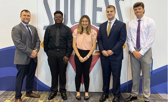 Future Business Leaders of America Moderator Dr. David Mahalak, Lamar Bishop ’25, Kayla Abcede ’22, Peter Amicucci ’22, and Jeffrey Kobasa ‘25 attended the National Leadership Conference in Chicago.