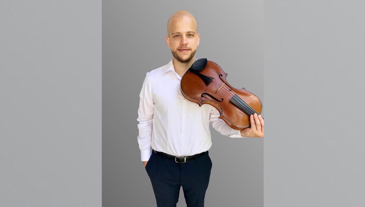 In Recital Andrew Gonzalez, Viola and Violincello da Spalla, presented by Performance Music at The University of Scranton, is planned for Saturday, Oct. 15, 7:30 p.m. in the Houlihan-McLean Center. The concert is presented free of charge.