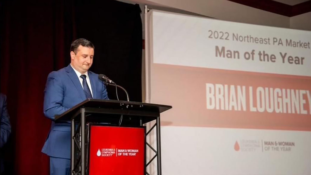 In 2022, Brian Loughney led a grassroots campaign inspired by three cancer warriors, including his father, John Loughney ’79, a Leukemia survivor. His team, which included 10 Scranton alumni, raised nearly $110,000 in support of the Leukemia Lymphoma Society. Loughney is shown at the organization's Man of the Year Gala.