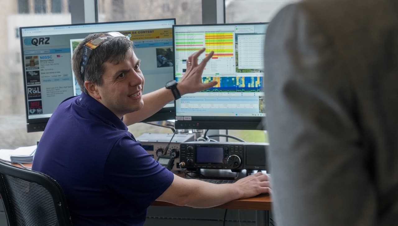 The University of Scranton physics professor Nathaniel Frissell, Ph.D., will leverage the popularity of radio operator contests and “DX-ing” to broaden interest in ham radio with support of a $10,000 grant from the Frankford Radio Club, a Lehigh County radiosport contesting club that serves members in a multi-state radius. The grant will support the work of University students, faculty and Frankford Radio Club members, along HamSCI community members, to develop a real-time Contesting/DXing