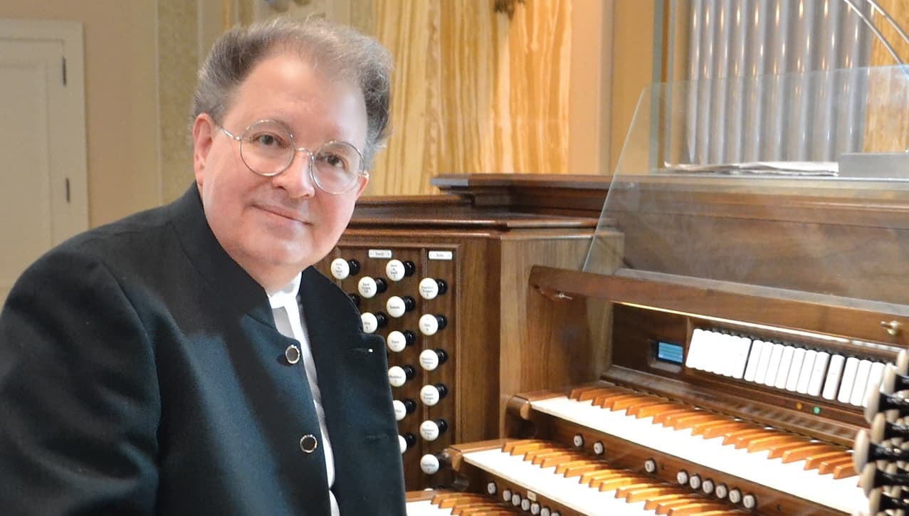 Rhapsody in Blue at 100 featuring acclaimed organist Frederick Hohman, D.M.A., presented by Performance Music at The University of Scranton, will premiere the first full organ transcription of Gershwin’s “Rhapsody in Blue” on Friday, Apr. 4, at 7:30 p.m. in the Houlihan-McLean Center. The concert is free of charge and open to the public.