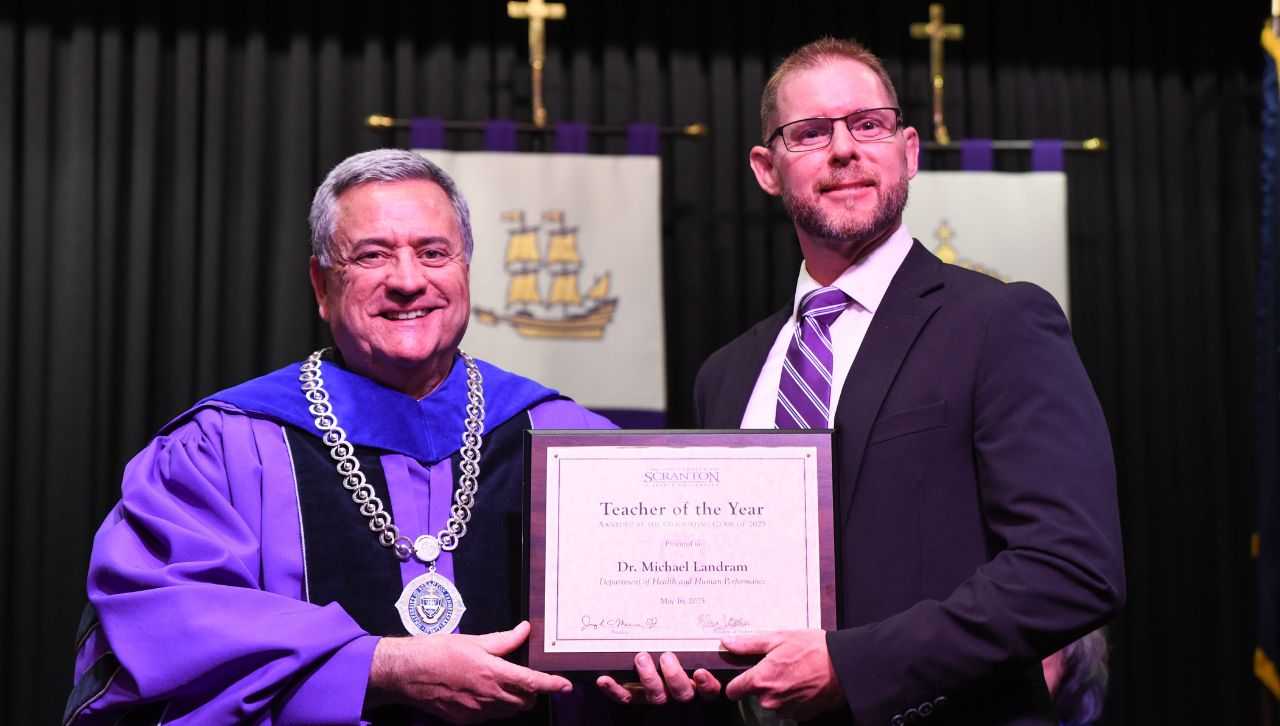 Class of 2025 Selects Teacher of the Year banner image