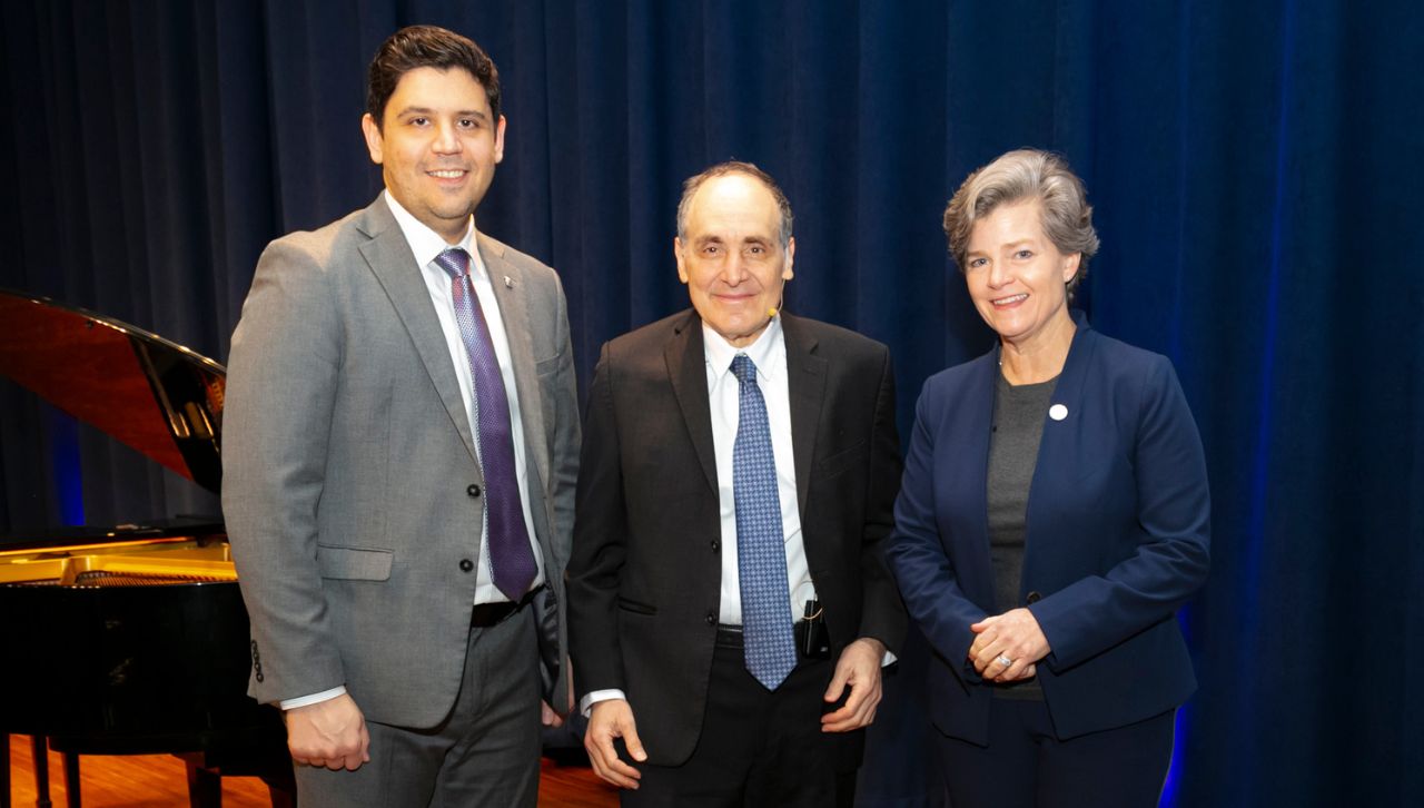 University, GSOM Partner to Present Lecturer banner image
