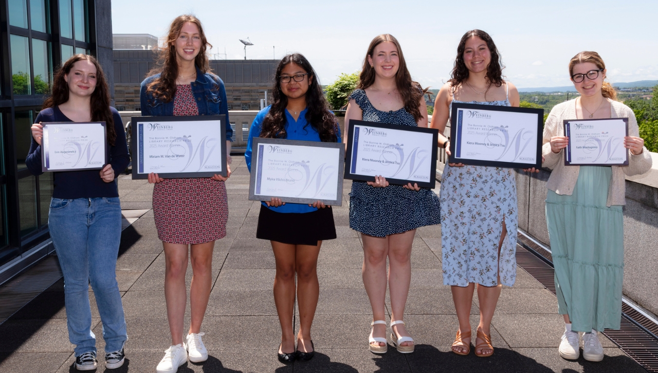 thumbnail for Ten Students Earn Library Research Awards