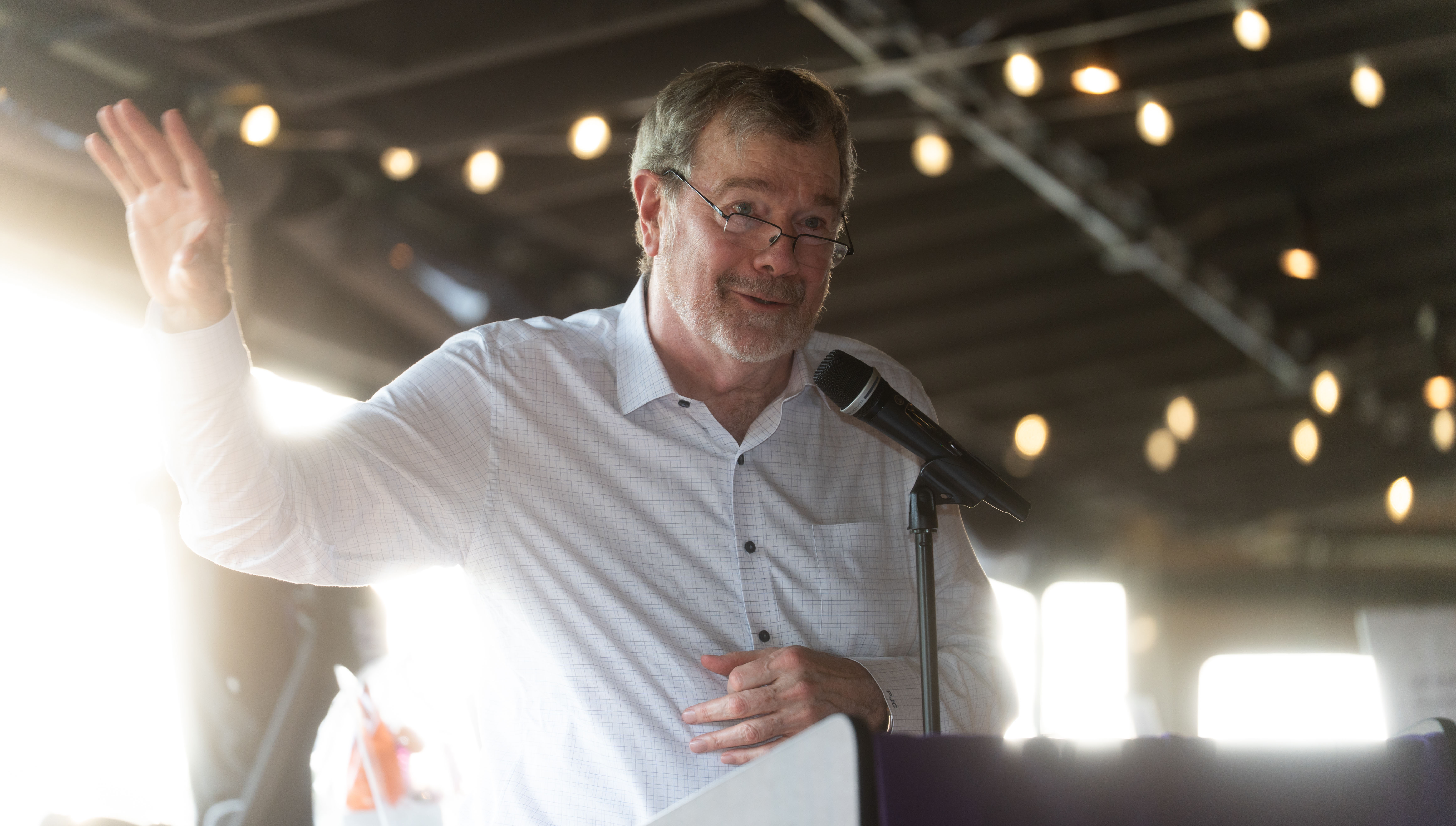 P.J. Carlesimo speaks at the 2025 Carlesimo Golf Tournament.