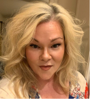 DR. KATHERINE STEFANELLI
