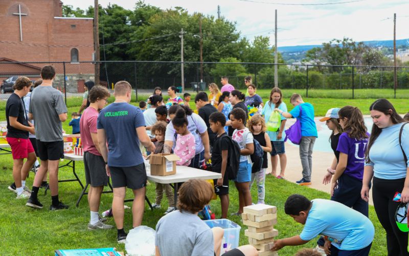 “We have 40 first-year students who moved in a week early to participate in local service trips with the Scranton community, and they are led by an upperclassmen team of 12 students,” said Avianna Carilli ’22, CSSJ coordinator of domestic and international service programs. “Throughout this week, we are visiting about eight different nonprofit organizations. But today, we’re all working to collaborate and bring everyone together to put on a great event for our community.”The 40 F.I.R.S.T. volunteers span more than a dozen declared majors and five states (Pennsylvania, Connecticut, Delaware, New Jersey, New York). The service sites where they are working this week include the Gino J. Merli Veterans Center, St. Joseph’s Center, NeighborWorks, CHOP Out Hunger and the Harry and Jeanette Weinberg Northeast Regional Food Bank.