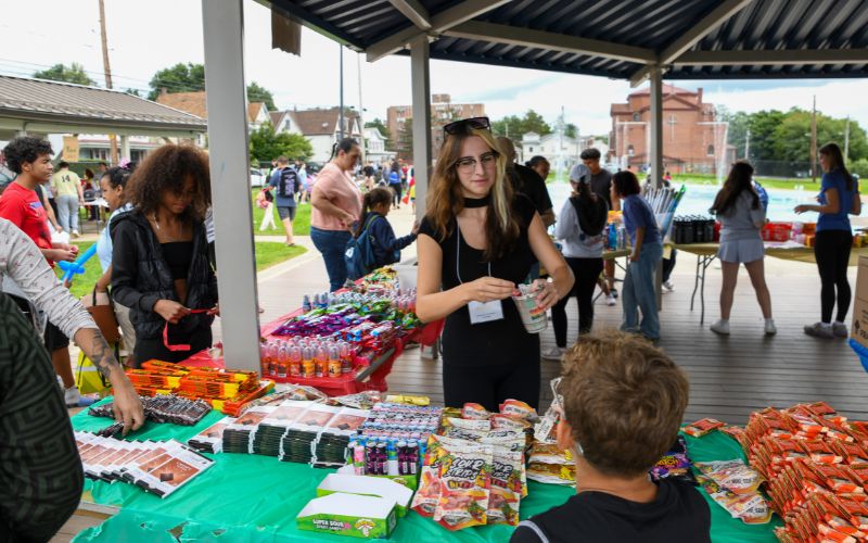 “We have 40 first-year students who moved in a week early to participate in local service trips with the Scranton community, and they are led by an upperclassmen team of 12 students,” said Avianna Carilli ’22, CSSJ coordinator of domestic and international service programs. “Throughout this week, we are visiting about eight different nonprofit organizations. But today, we’re all working to collaborate and bring everyone together to put on a great event for our community.”The 40 F.I.R.S.T. volunteers span more than a dozen declared majors and five states (Pennsylvania, Connecticut, Delaware, New Jersey, New York). The service sites where they are working this week include the Gino J. Merli Veterans Center, St. Joseph’s Center, NeighborWorks, CHOP Out Hunger and the Harry and Jeanette Weinberg Northeast Regional Food Bank.