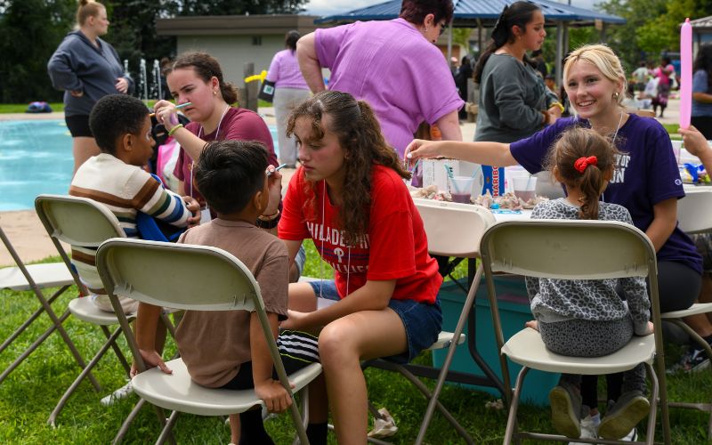 “We have 40 first-year students who moved in a week early to participate in local service trips with the Scranton community, and they are led by an upperclassmen team of 12 students,” said Avianna Carilli ’22, CSSJ coordinator of domestic and international service programs. “Throughout this week, we are visiting about eight different nonprofit organizations. But today, we’re all working to collaborate and bring everyone together to put on a great event for our community.”The 40 F.I.R.S.T. volunteers span more than a dozen declared majors and five states (Pennsylvania, Connecticut, Delaware, New Jersey, New York). The service sites where they are working this week include the Gino J. Merli Veterans Center, St. Joseph’s Center, NeighborWorks, CHOP Out Hunger and the Harry and Jeanette Weinberg Northeast Regional Food Bank.