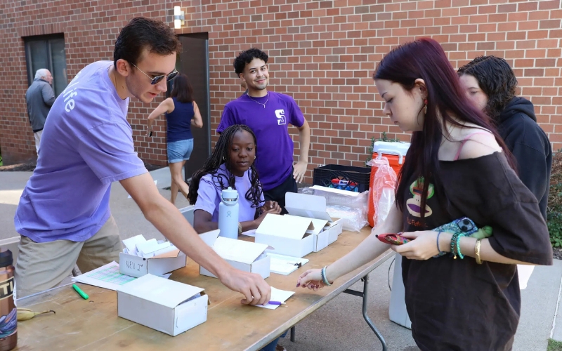 A gallery of images from The University of Scranton's Class of 2030 First-Year Move-In.