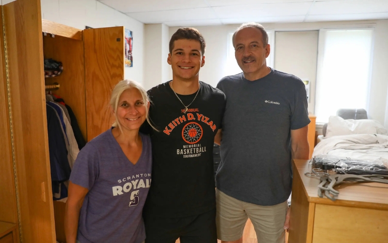 A gallery of images from The University of Scranton's Class of 2030 First-Year Move-In.